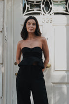 CROP TOP DEL MAR NEGRO