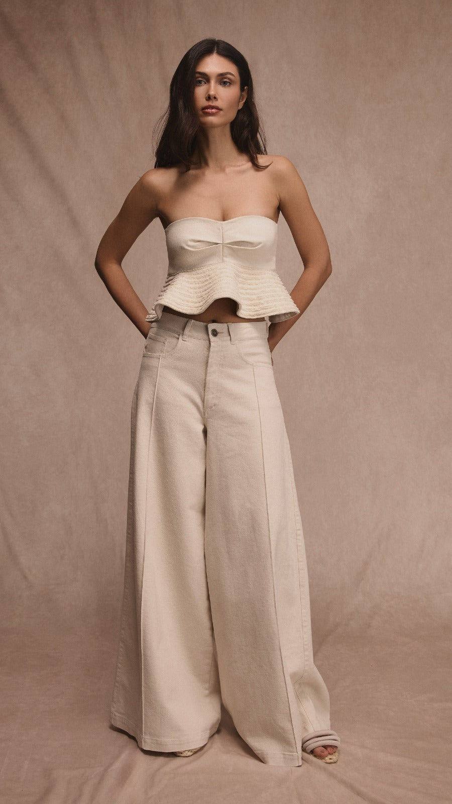 CROP TOP DEL MAR NEGRO